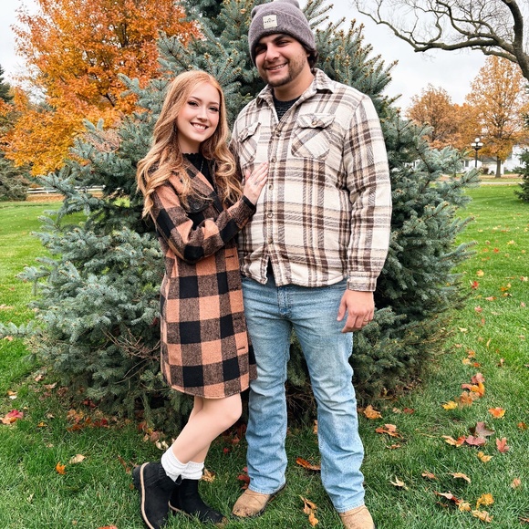 Meet your Posher, Samantha - Picture 2 of 15